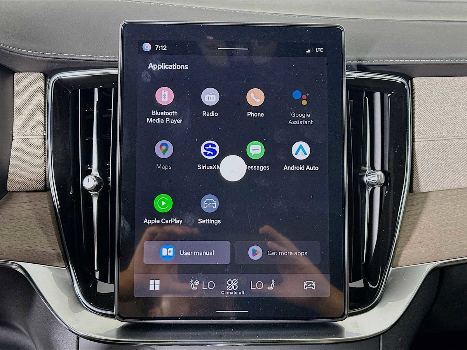 New 2026 Volvo XC90 B6 Plus w/ Protection Package Premier image 13