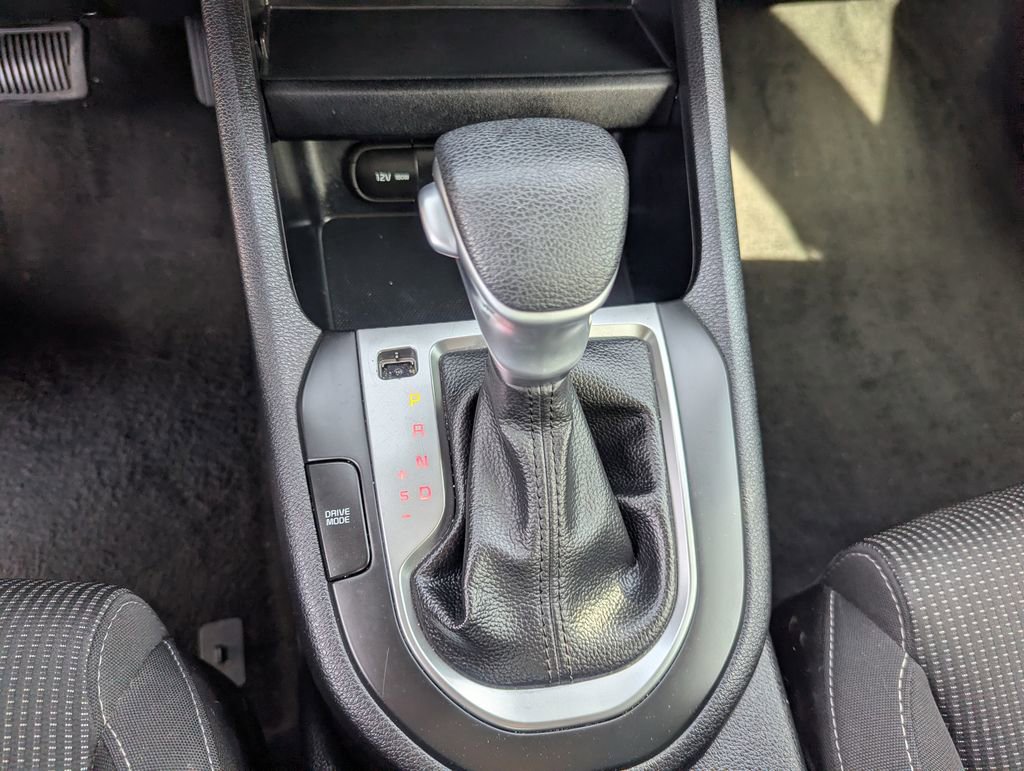 Used 2021 Kia Forte LXS FWD image 14