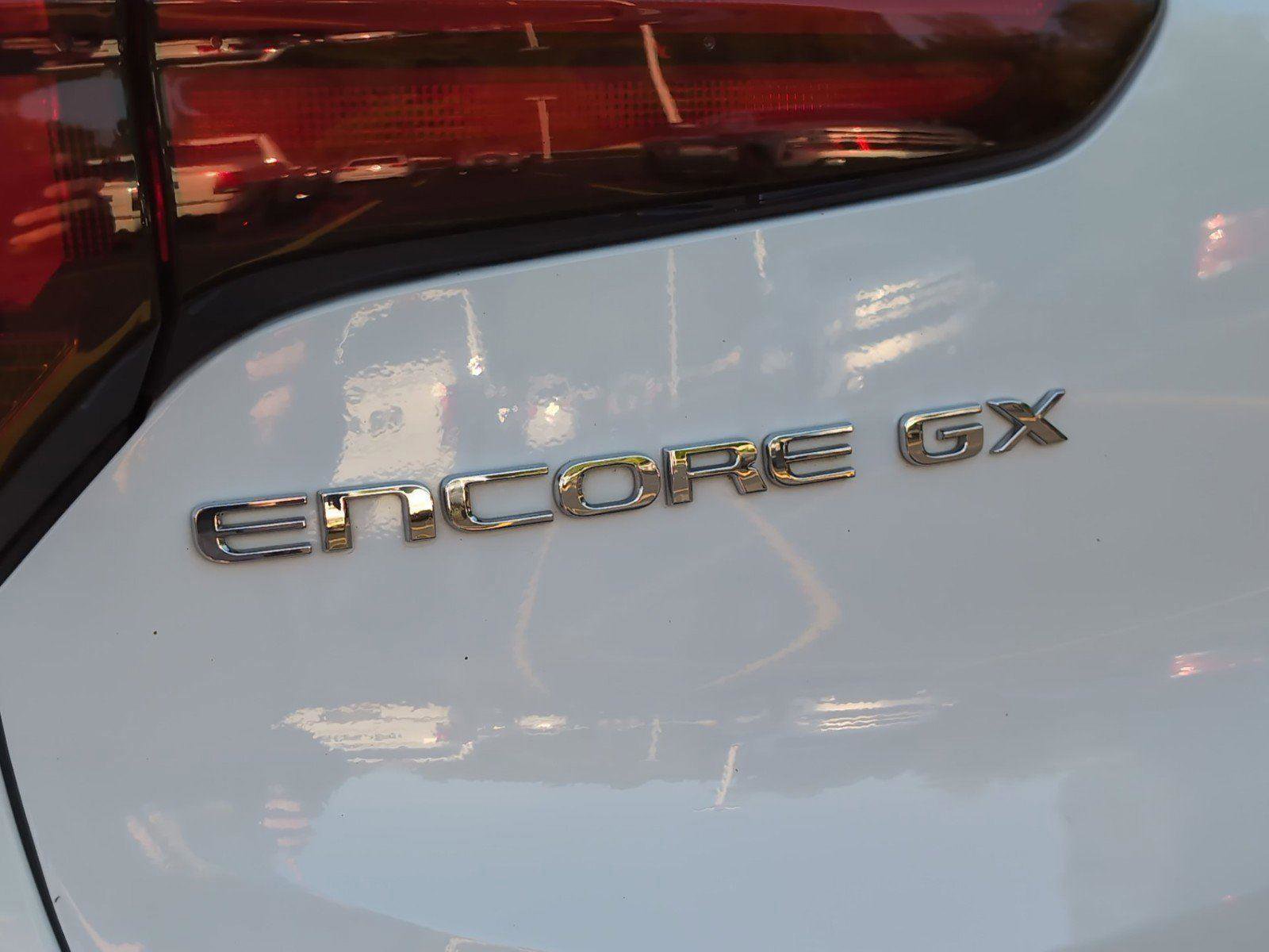 Used 2025 Buick Encore GX Preferred image 33