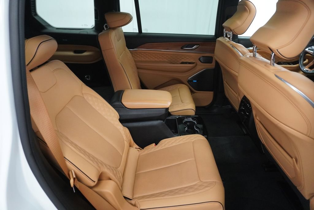 Certified 2024 Jeep Grand Cherokee L Summit image 38