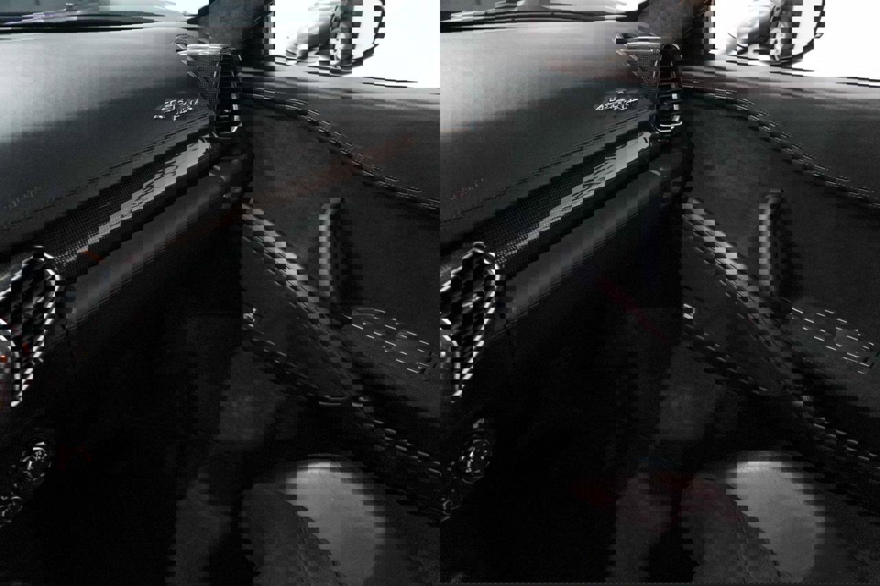 Used 2011 Ferrari 458 Italia Coupe image 13