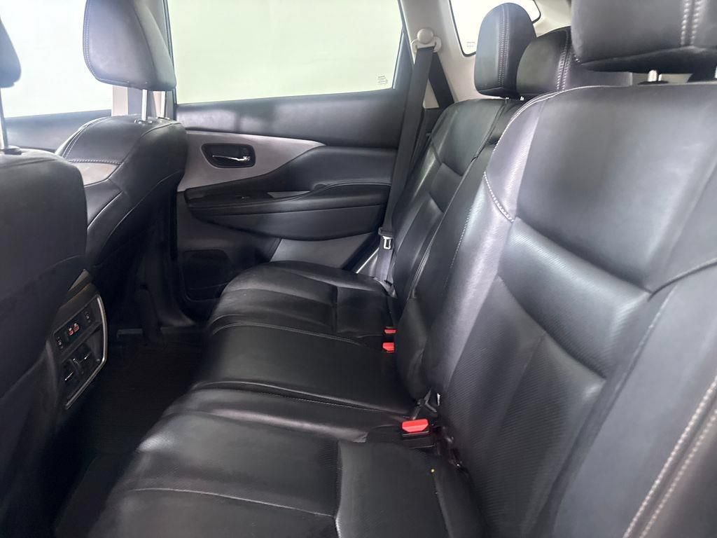 Used 2020 Nissan Murano SL w/ Moonroof Package FWD image 25
