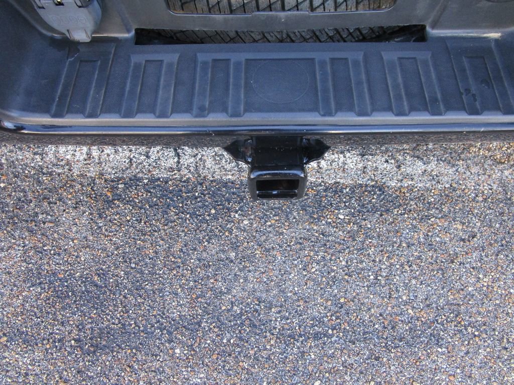 Used 2018 Chevrolet Silverado 1500 LTZ Z71 w/ Midnight Edition image 13