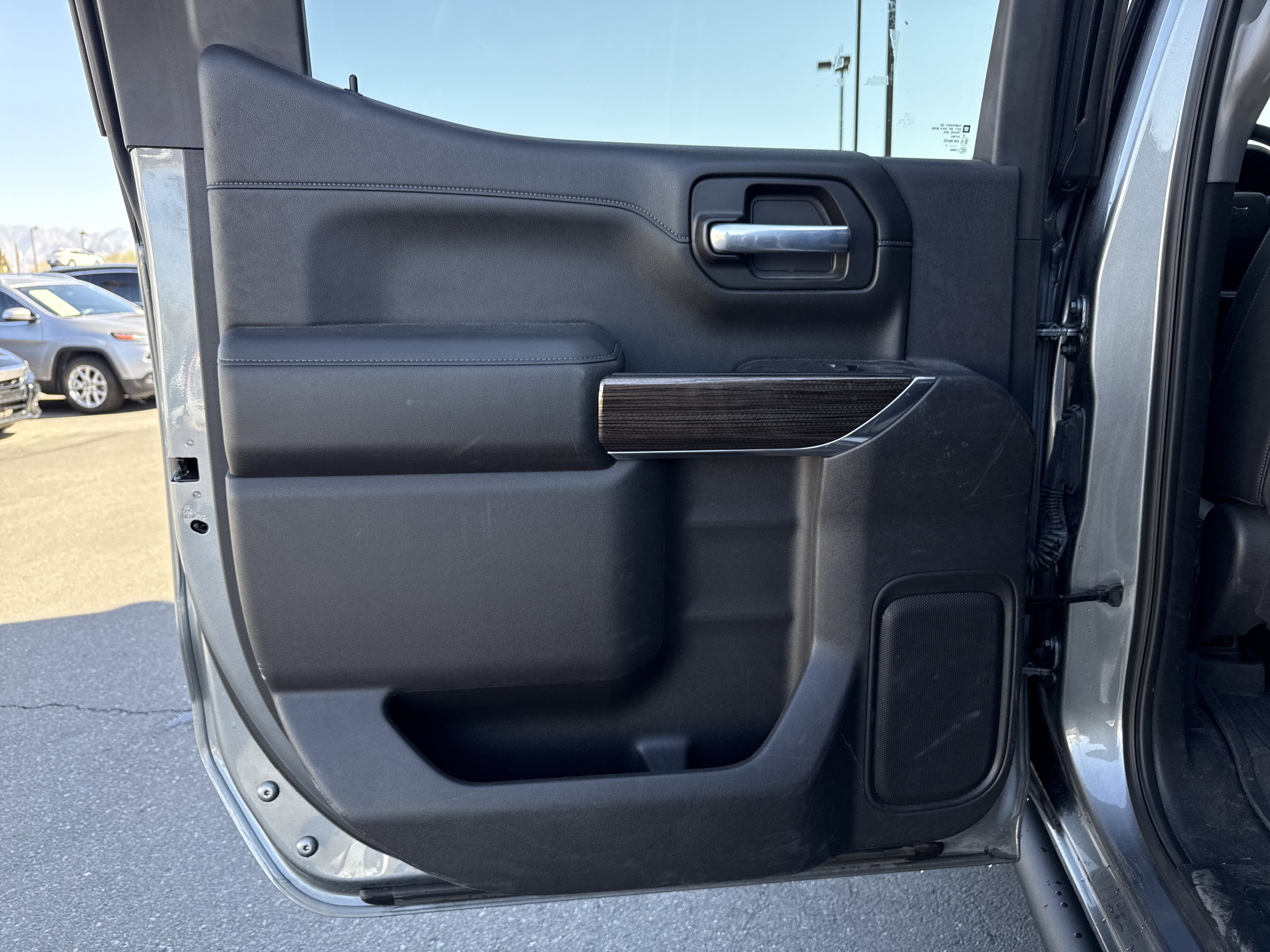 Used 2021 Chevrolet Silverado 1500 LT Trail Boss w/ Convenience Package II image 29