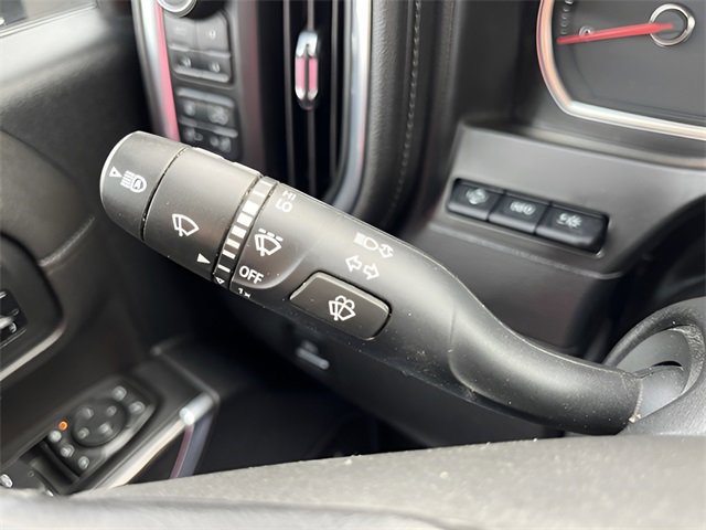 Used 2020 Chevrolet Silverado 2500 LTZ w/ LTZ Premium Package image 17