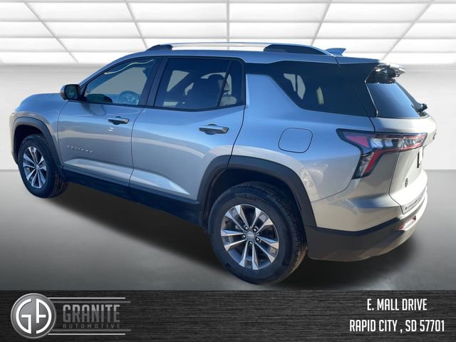 Used 2025 Chevrolet Equinox LT w/ Convenience Package II image 3