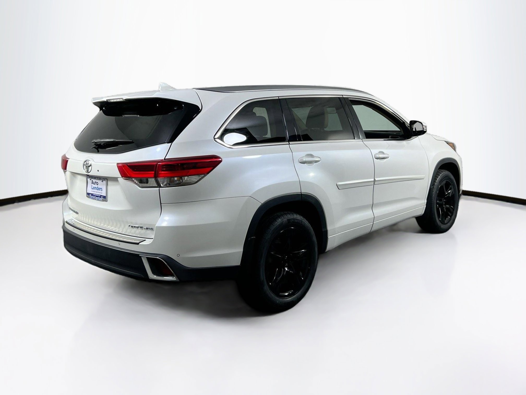 Used 2018 Toyota Highlander Limited Platinum w/ Protection Package #3 image 5