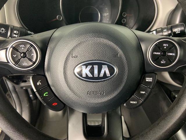 Used 2017 Kia Soul FWD image 26