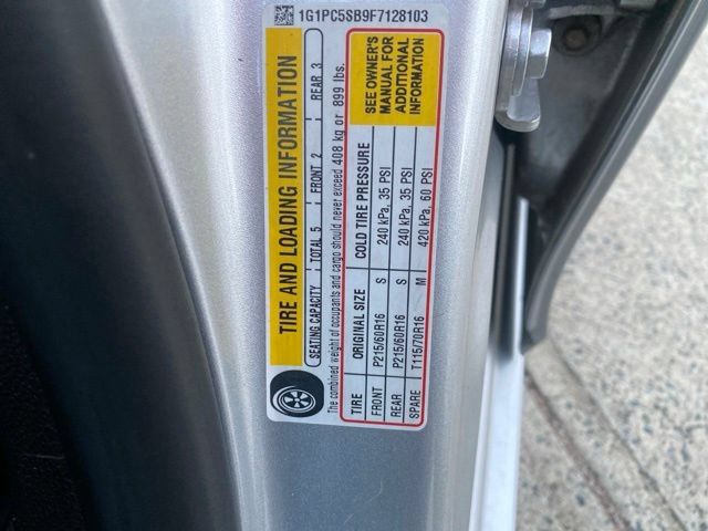 Used 2015 Chevrolet Cruze LT w/ Technology Package FWD image 28