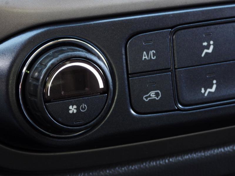 Used 2018 Chevrolet Colorado Z71 image 62