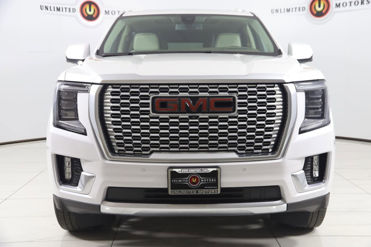 Used 2021 GMC Yukon XL Denali w/ LPO, Illumination Package AWD/4WD image 57