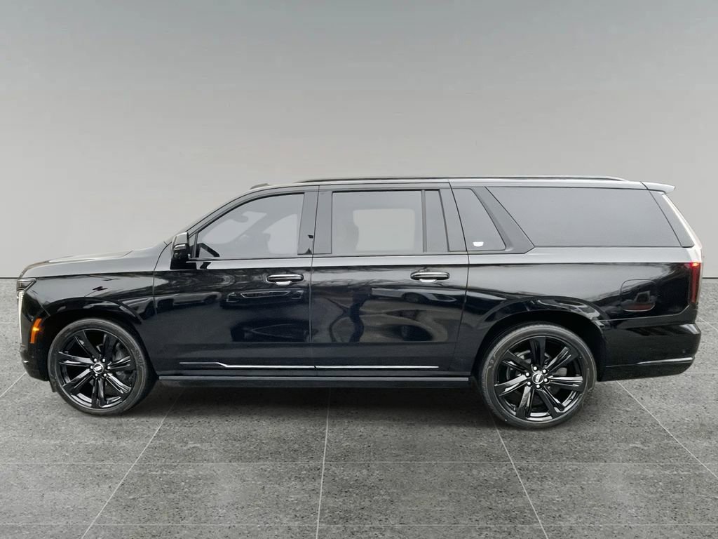 Certified 2025 Cadillac Escalade ESV Sport Platinum image 2