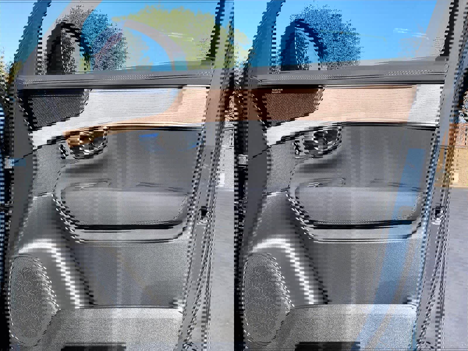 New 2026 Volvo XC90 T8 Plus w/ Protection Package image 31