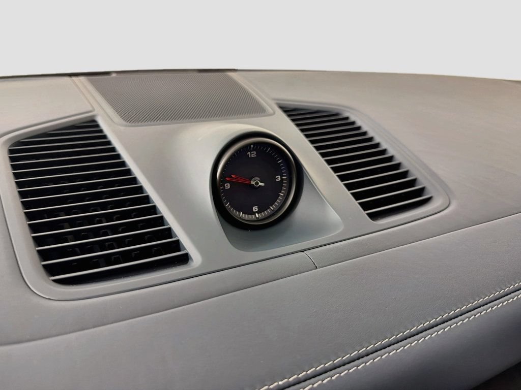 Certified 2023 Porsche Cayenne AWD/4WD image 19
