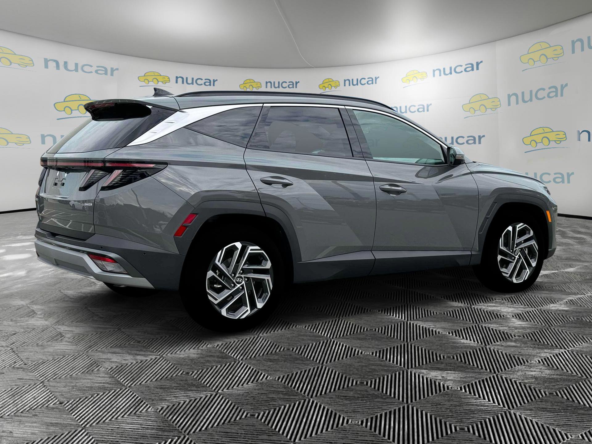 New 2025 Hyundai Tucson Limited image 8