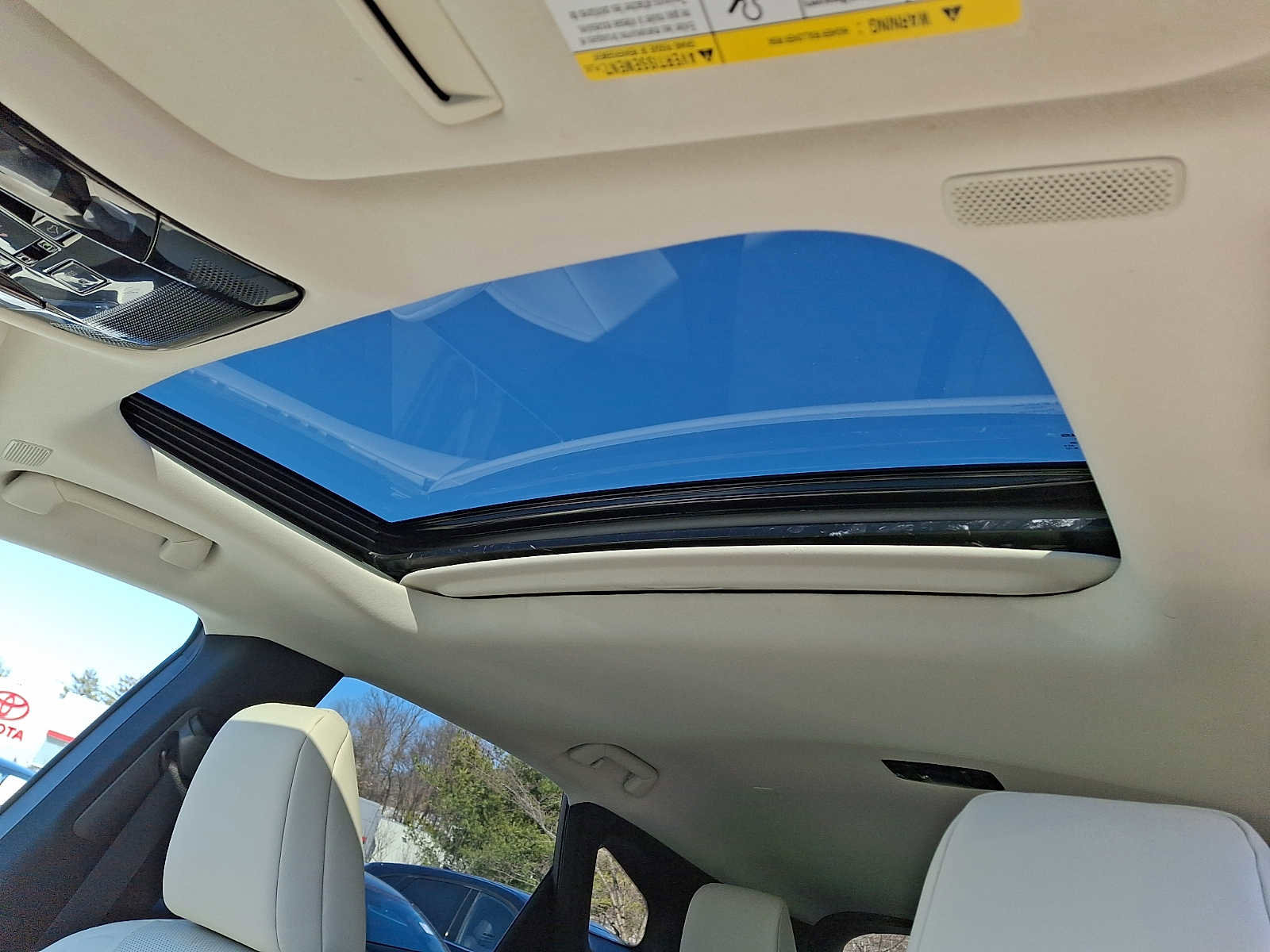 Used 2024 Lexus RX 350 Premium w/ Accessory Package (Z1) image 11