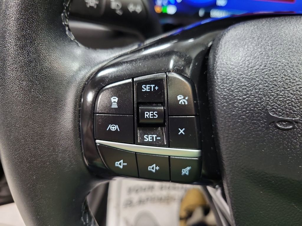 Used 2022 Ford Escape Titanium image 42