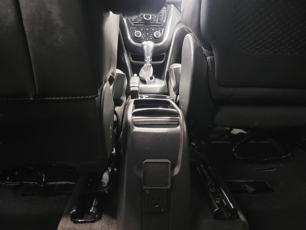 Used 2016 Buick Encore Leather AWD/4WD image 23