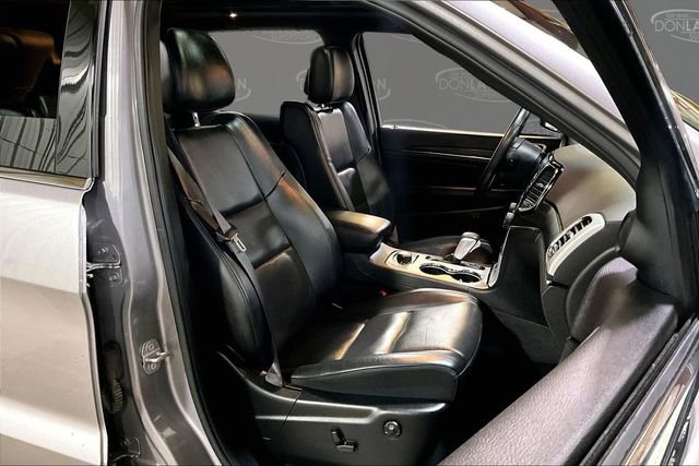 Used 2019 Jeep Grand Cherokee Limited w/ Luxury Group II image 15