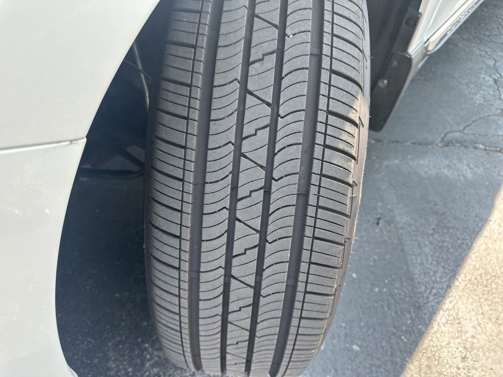 Used 2018 Subaru Outback 3.6R Touring image 38