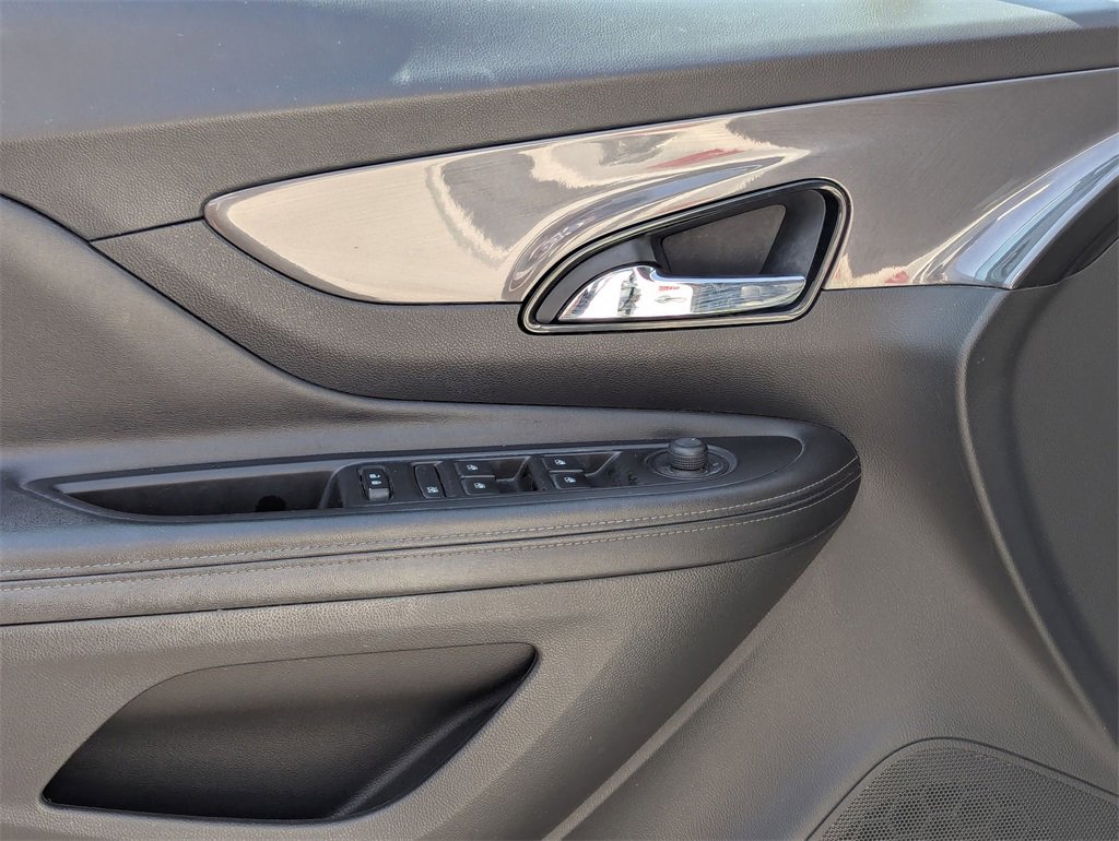 Used 2019 Buick Encore Preferred image 11