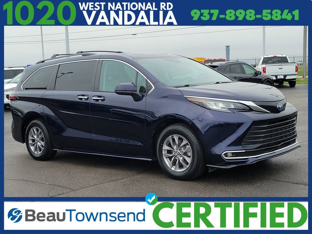Used 2022 Toyota Sienna XLE