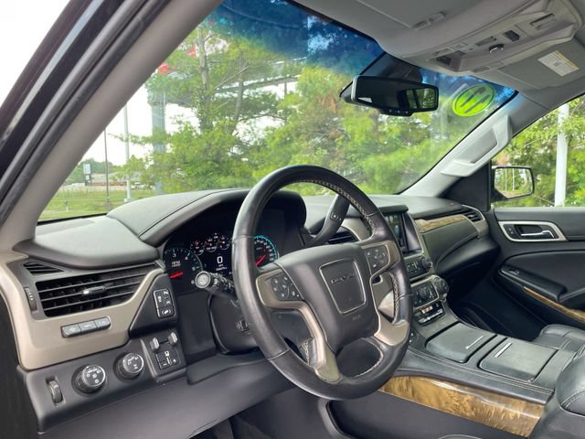 Used 2017 GMC Yukon XL Denali w/ Open Road Package AWD/4WD image 9