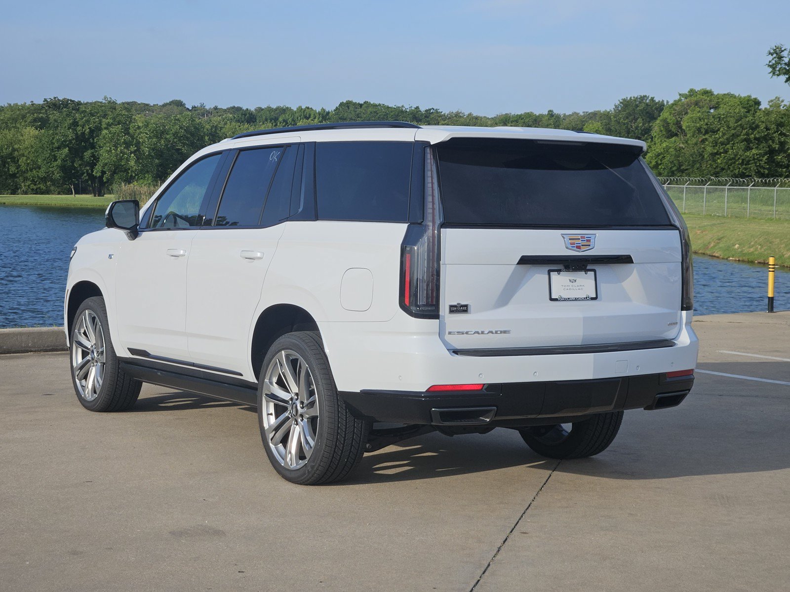New 2026 Cadillac Escalade Sport w/ Touring Package AWD/4WD image 4