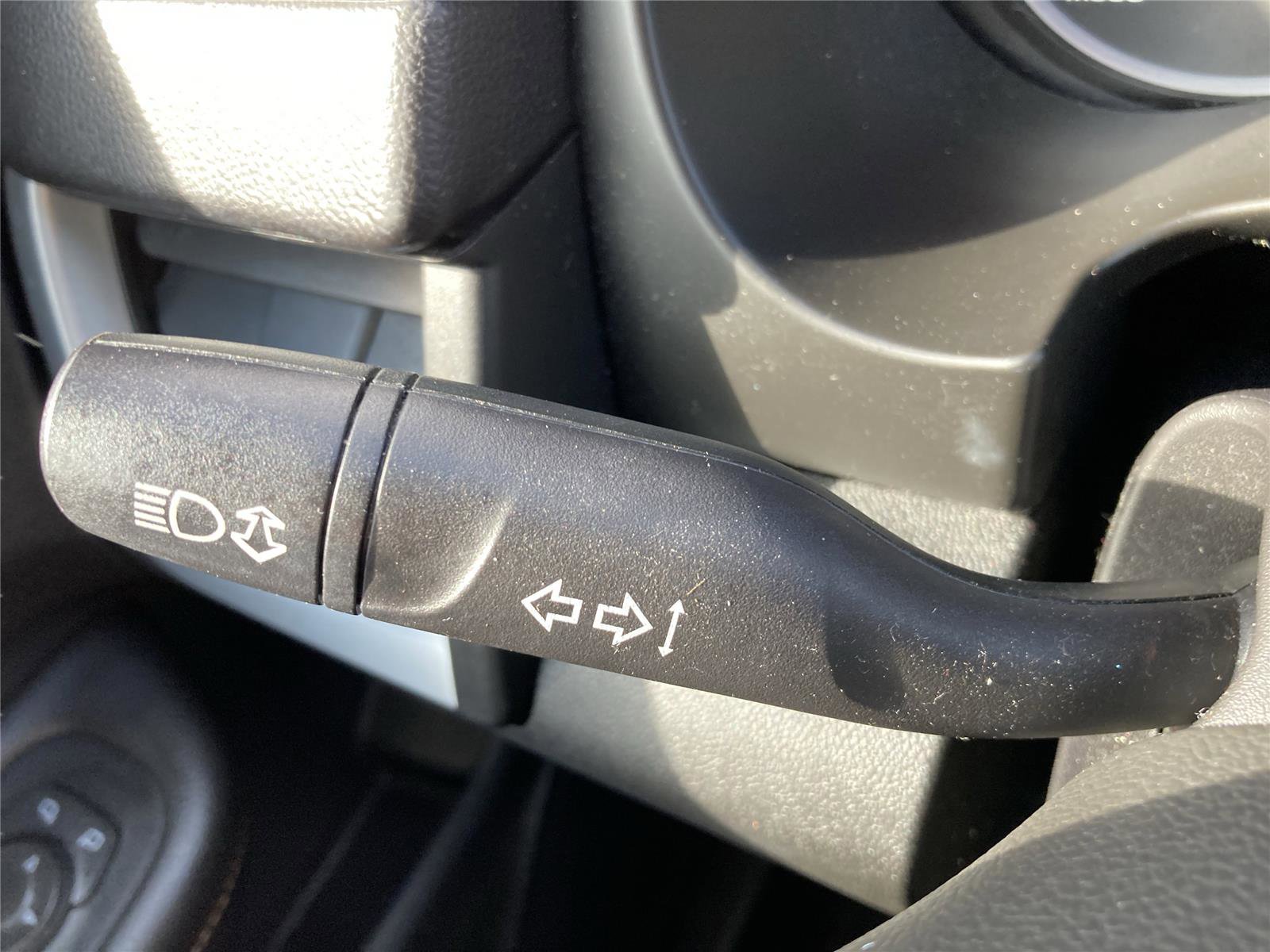 Used 2018 GMC Terrain SLE image 23