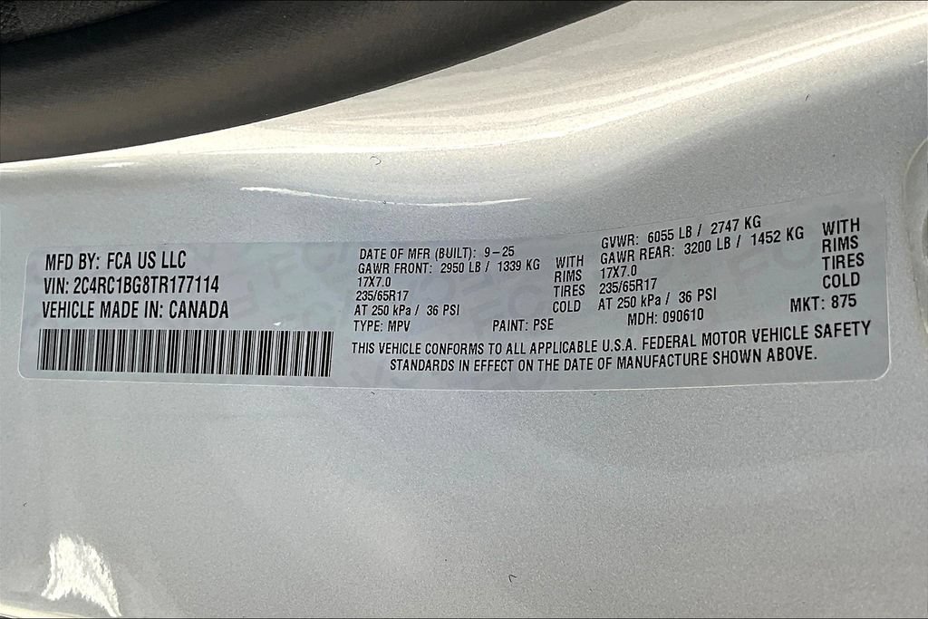 New 2026 Chrysler Pacifica Select FWD image 24