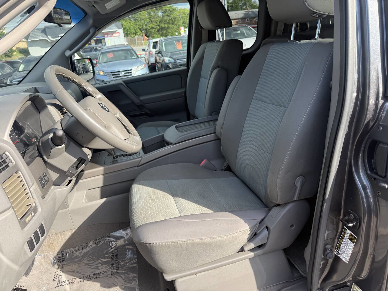 Used 2006 Nissan Titan SE image 7