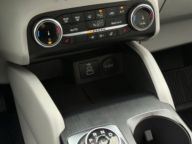 Certified 2024 Ford Escape Active AWD/4WD image 30