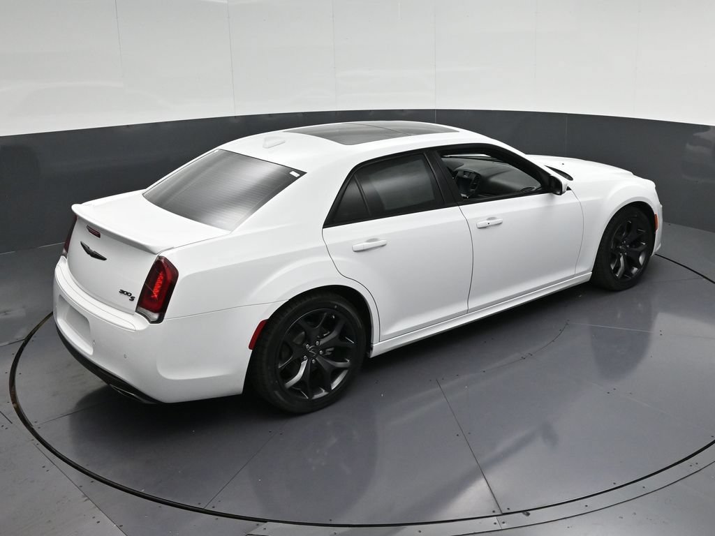 Used 2023 Chrysler 300 S w/ Comfort Group RWD image 20