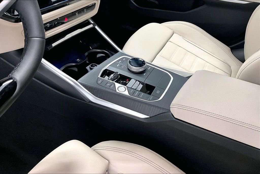 New 2026 BMW 330i Sedan w/ Premium Package RWD image 21
