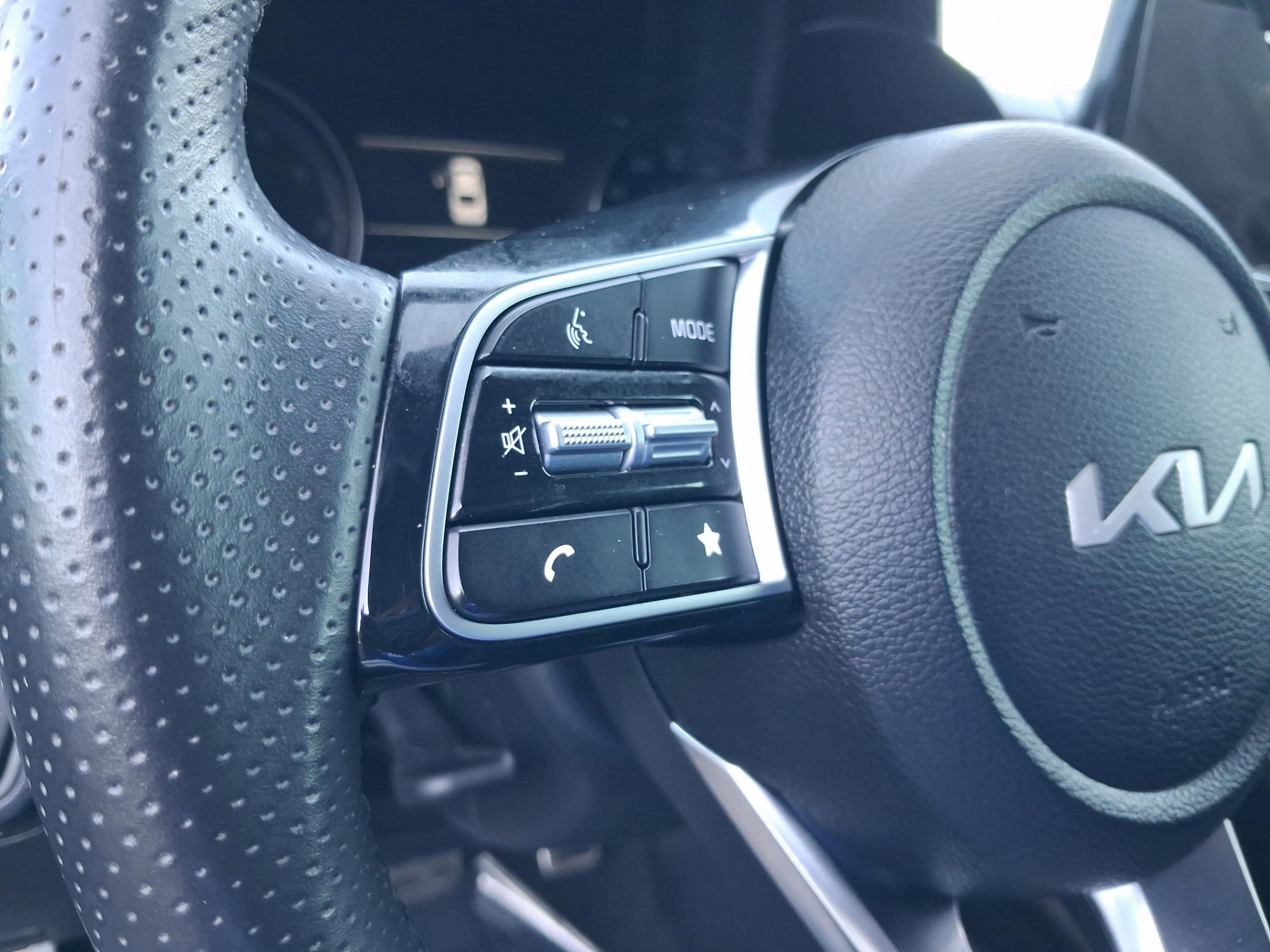 Used 2024 Kia Forte GT-Line w/ GT-Line Premium Package FWD image 12