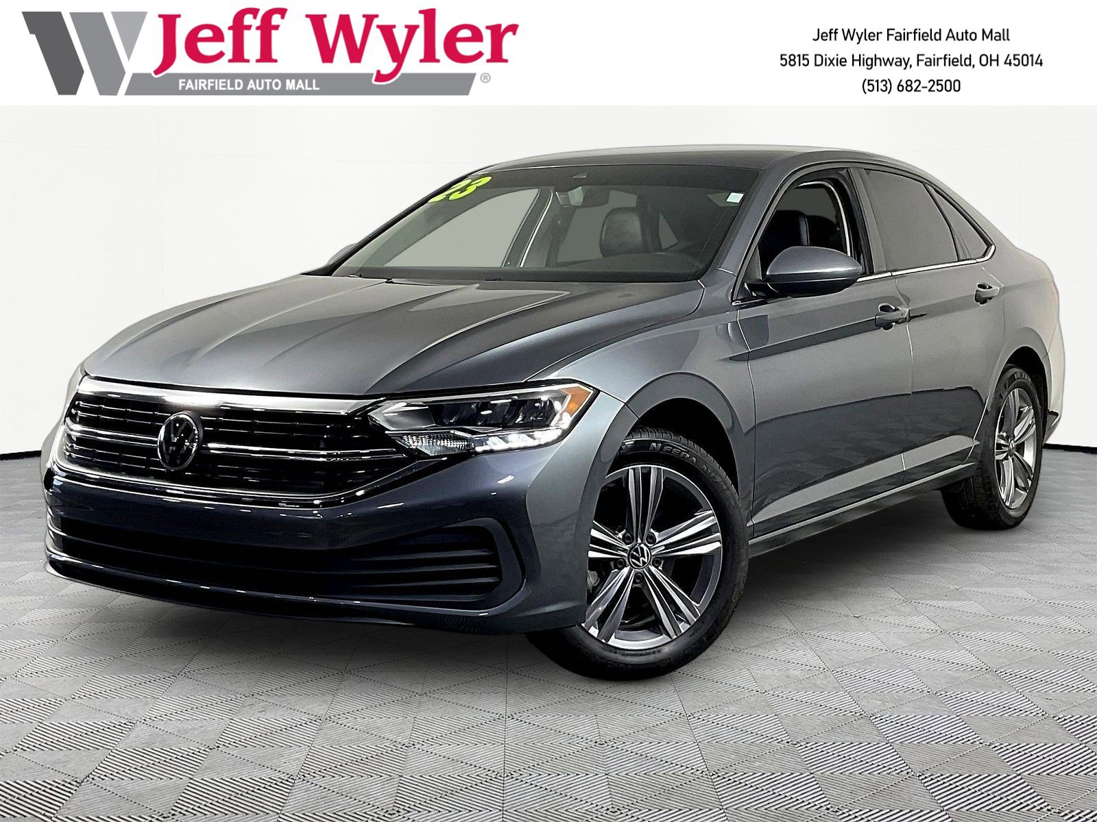 Used 2023 Volkswagen Jetta SE FWD image 1