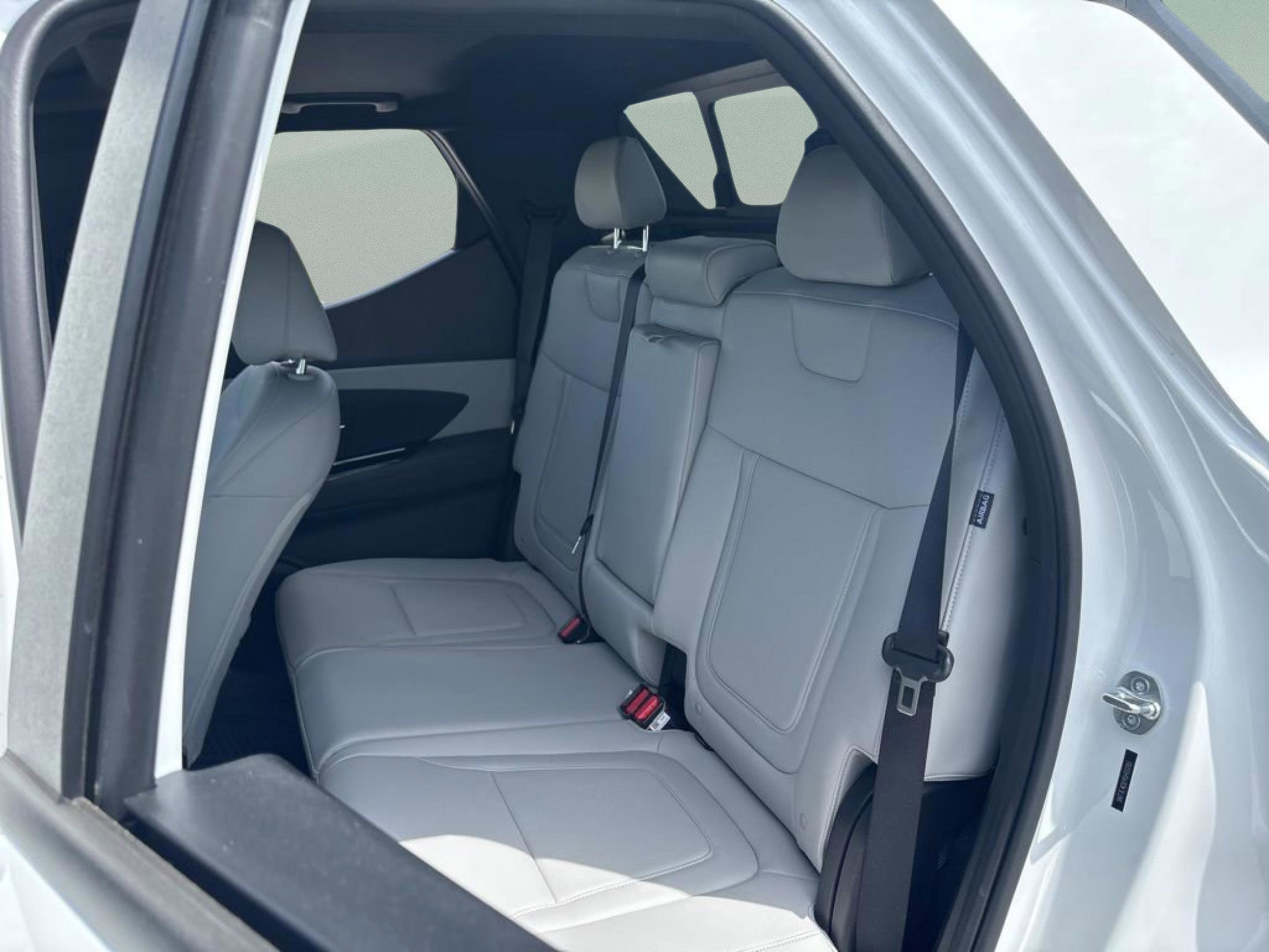 Used 2025 Hyundai Santa Cruz SEL image 29