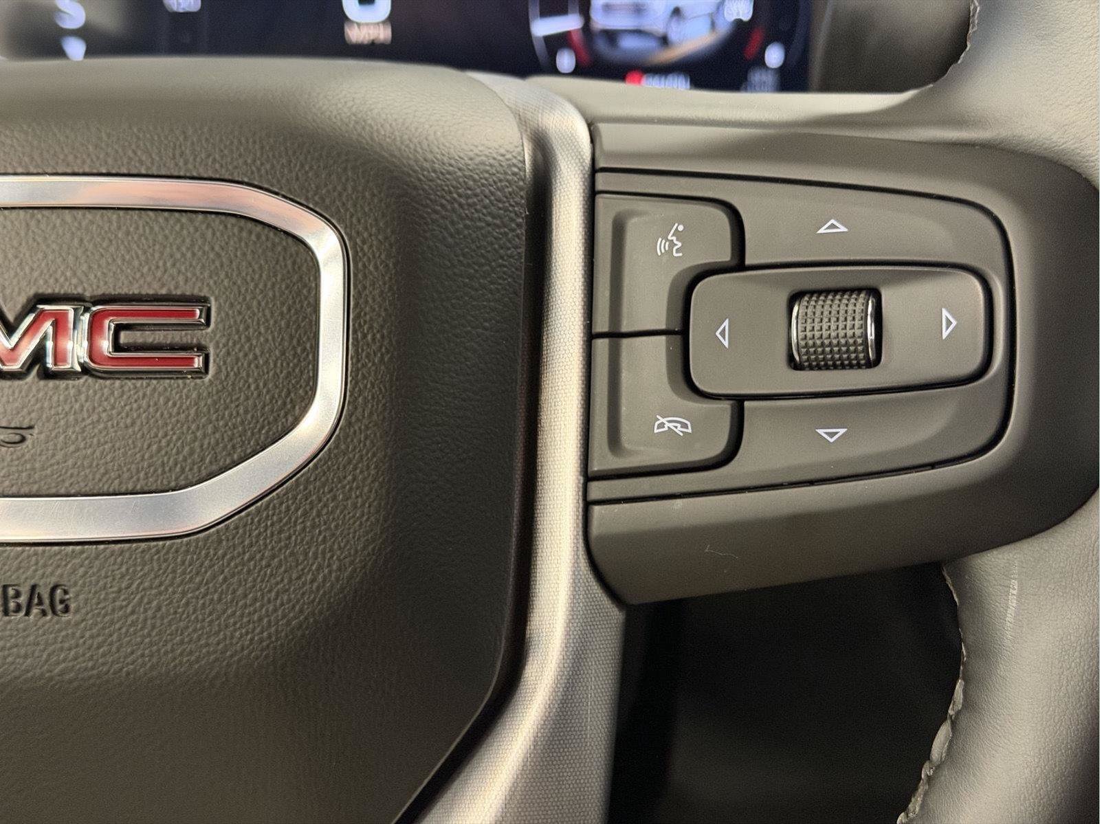 Used 2026 GMC Sierra 1500 SLT AWD/4WD image 14