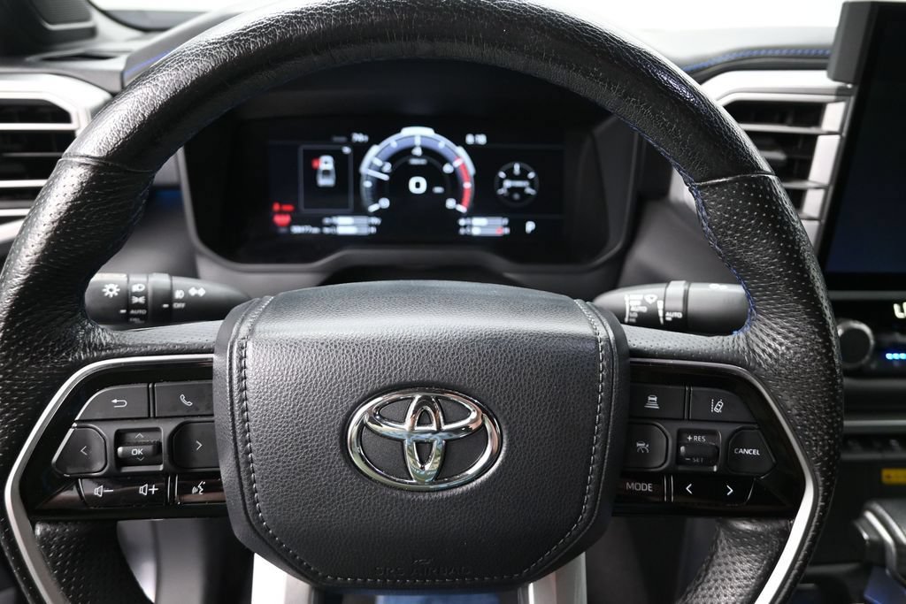 Used 2023 Toyota Tundra Platinum AWD/4WD image 13