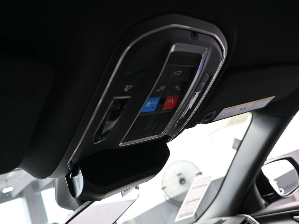 New 2025 Jeep Grand Cherokee Altitude image 23