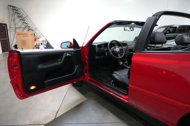 Used 1999 Volkswagen Cabrio GLS FWD image 11
