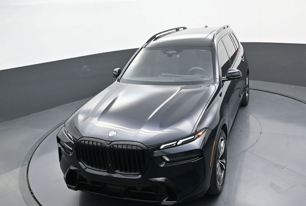 Used 2024 BMW X7 xDrive40i w/ Executive Package image 35