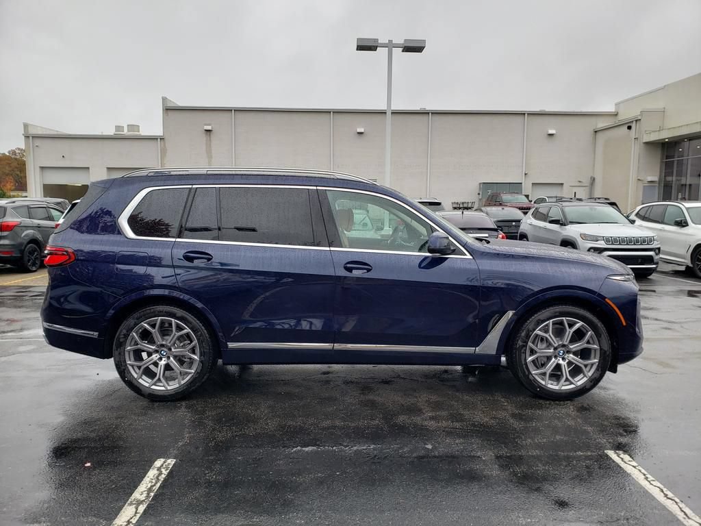 New 2026 BMW X7 xDrive40i AWD/4WD image 3