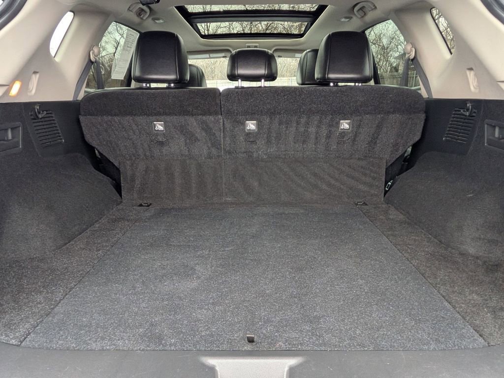 Used 2023 Nissan Murano SL image 22