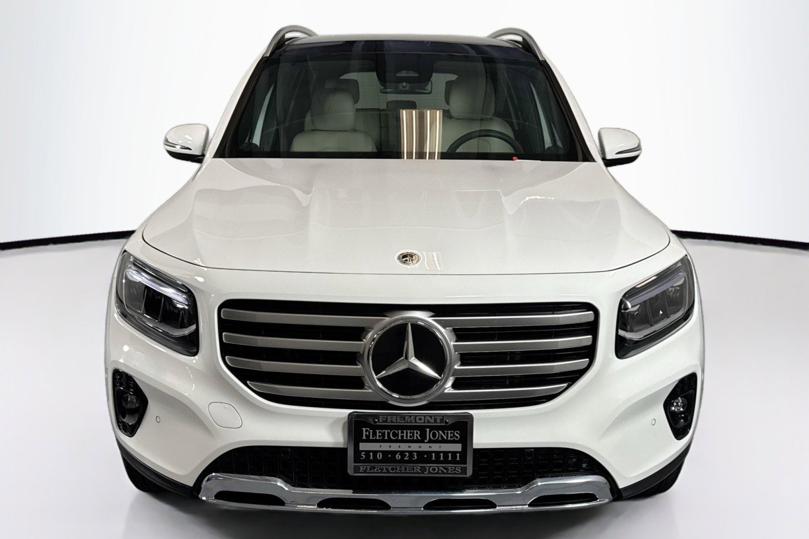 Certified 2026 Mercedes-Benz GLB 250 4MATIC image 2