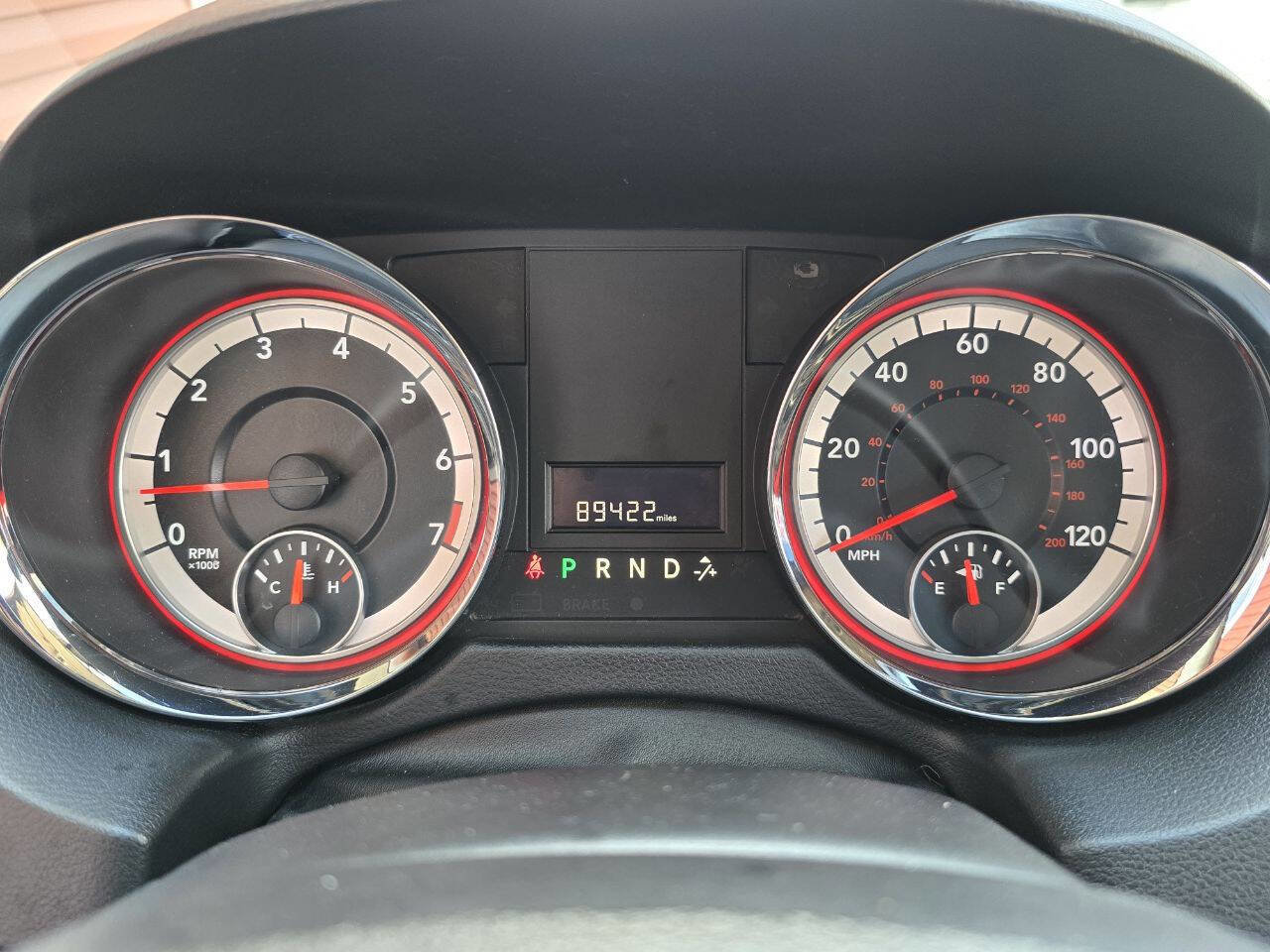 Used 2015 Dodge Grand Caravan American Value Package w/ UConnect Hands-Free Group image 24