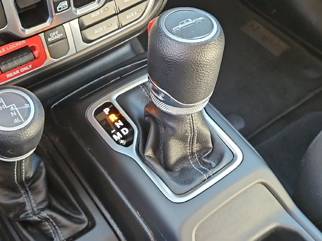 Used 2026 Jeep Gladiator Mojave AWD/4WD image 34