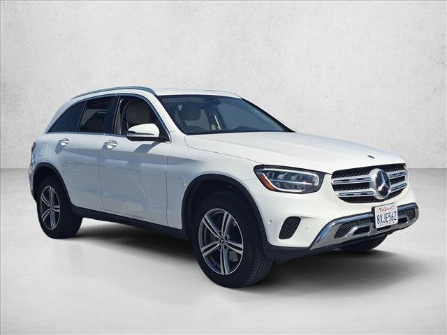 Used 2021 Mercedes-Benz GLC 300 4MATIC image 3
