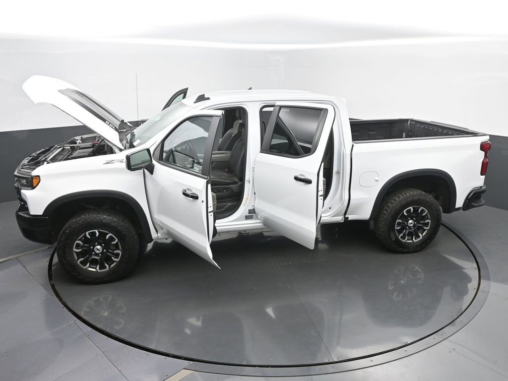 Used 2022 Chevrolet Silverado 1500 ZR2 w/ Technology Package image 63