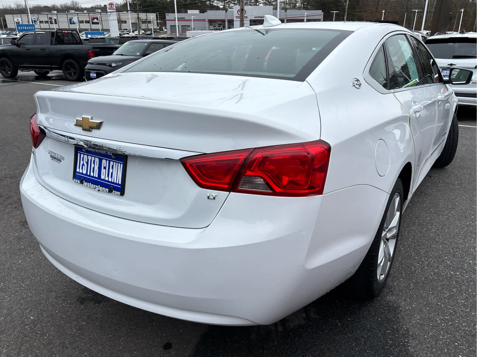 Used 2018 Chevrolet Impala LT image 37